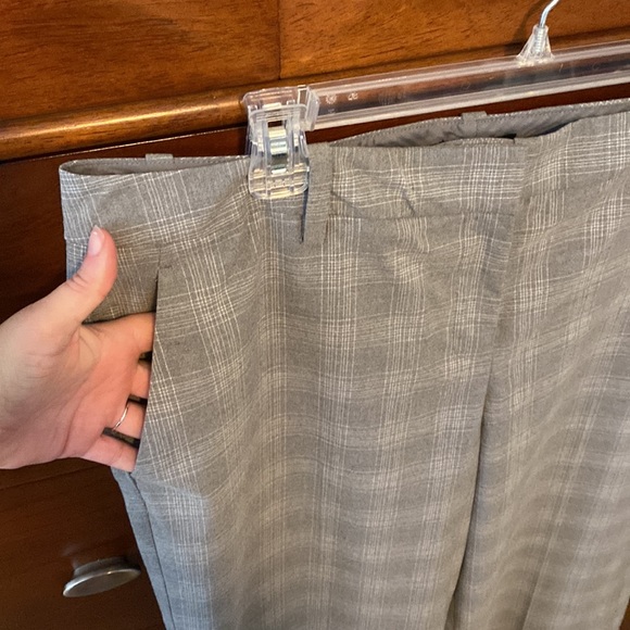 Amazing plaid wide leg pants - never worn 🌸 bundle and save - Picture 2 of 6